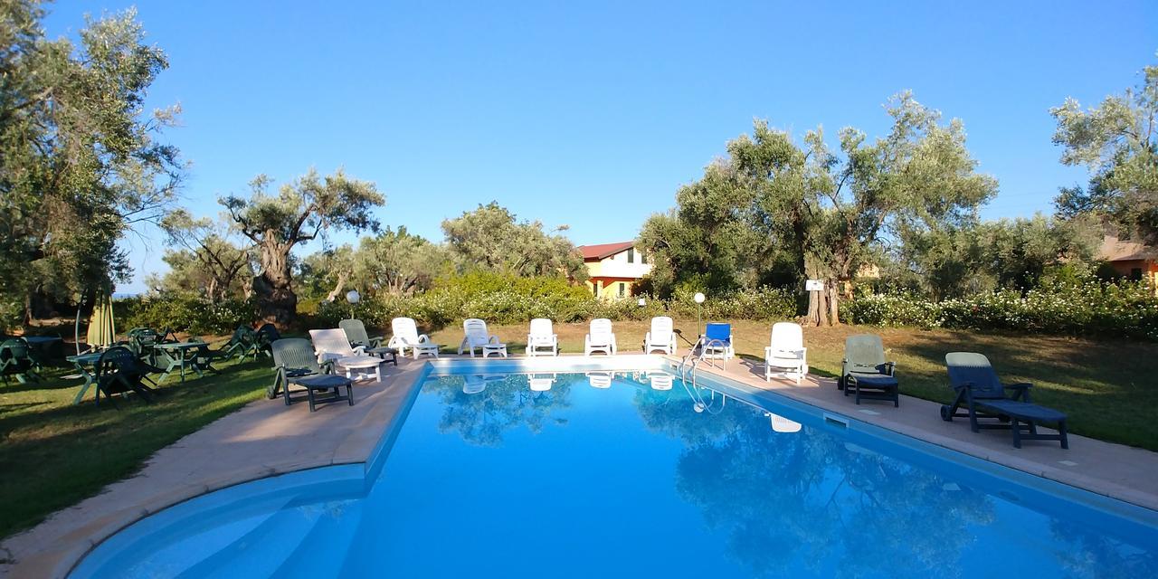 La Piana Degli Ulivi Bed & Breakfast Rossano Luaran gambar